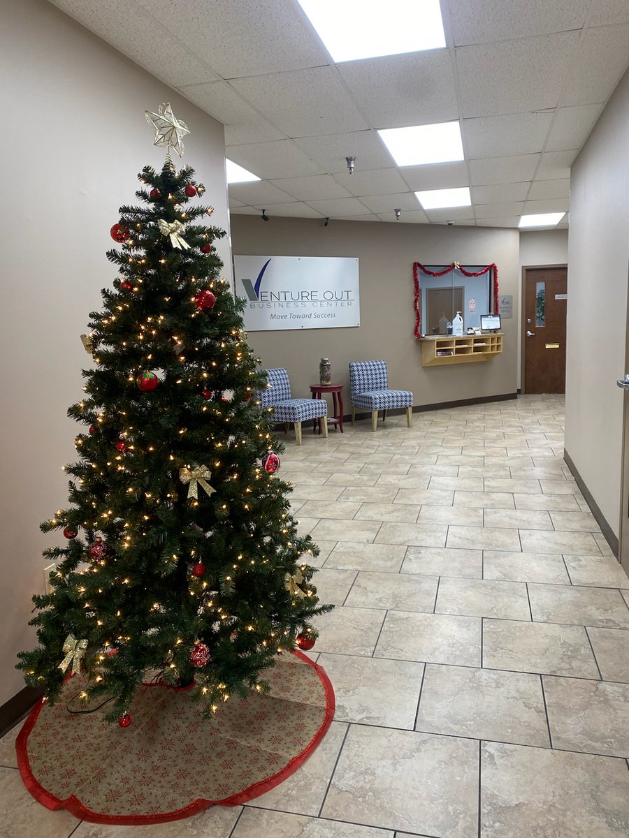 center_venture's tweet photo. The halls have been decked at Venture Out! 
#HappyHolidays2021 #ventureoutbusinesscenter https://t.co/ETgRskiatB
