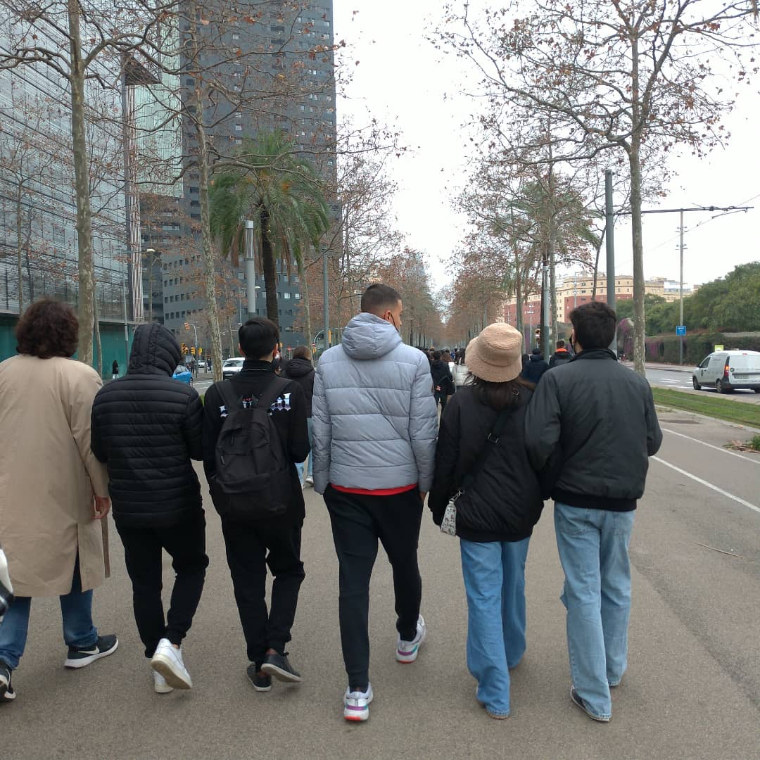 mmart746's tweet photo. Tanquem la primera part del curs amb una mica de diversió, cohesió i fent bullir el cap i treballant en equip amb una #escaperoom matinal #1rBATA2122 #COPEM2122 #pasturant #TutoriaCOPEM #tutoria #batxilleratCOPEM #ISE2122 https://t.co/GWBoJ9CdbT
