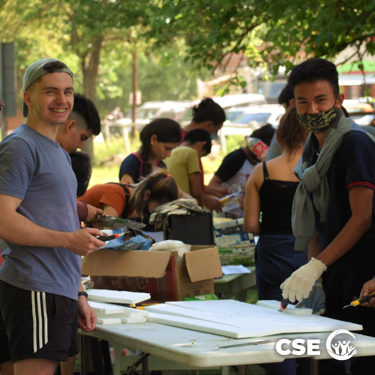 cse_unc's tweet photo. ¡Felicitaciones a todo el equipo por el compromiso y el trabajo realizado! 💪🏻

#SEU #UNC #UniversidadNacionalDeCórdoba #EstudiantesUNC #CSE #CompromisoSocialEstudiantil https://t.co/xkWtO291Fa