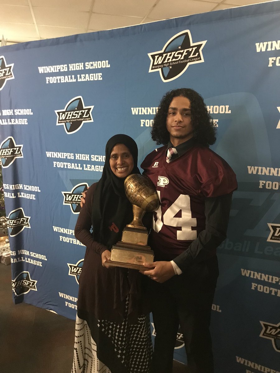 sharifmcc's tweet photo. Big thanks too @The_WHSFL for presenting me with the John Patter Award‼️Thanks too my wonderful coach’s and mom for always being there for me ❤️ https://t.co/Ugn65urdxV