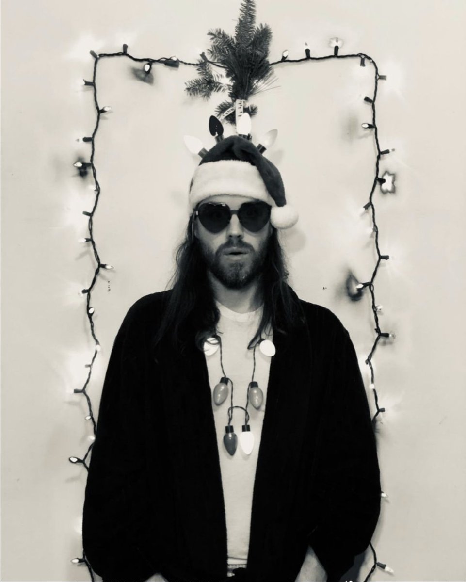 AmericanOpera's tweet image. ☃️