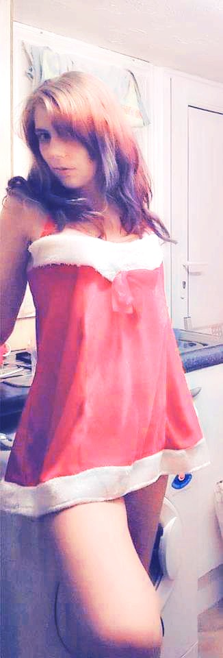 MissDreambrat's tweet photo. The Santa of your dreams ;) submit ... theres a good boy ;) .. https://t.co/XzYcB7GKSE