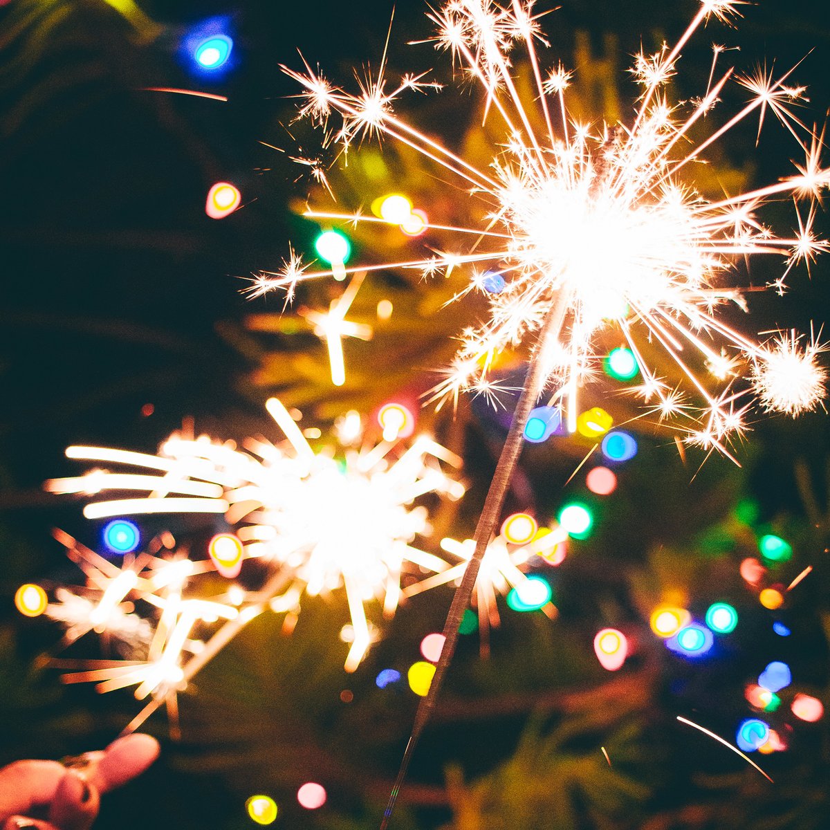 elementsdesign's tweet photo. Happy New Year from Elements! Here's to new beginnings and a brighter year ahead ... welcome to 2022!
#elementsdesign #happynewyear #newyears2022 #newbeginnings #newyear https://t.co/JaReCswKpi