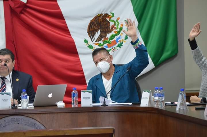 CompaNato's tweet photo. Esta tarde en el @Congreso del Estado de Hidalgo, llevamos a cabo la sesión de trabajo de la primera comisión de Legislación y Puntos Constitucionales con lo cual se da seguimiento a los asuntos que han sido turnados a dicha comisión. https://t.co/9BhRHEqi3F