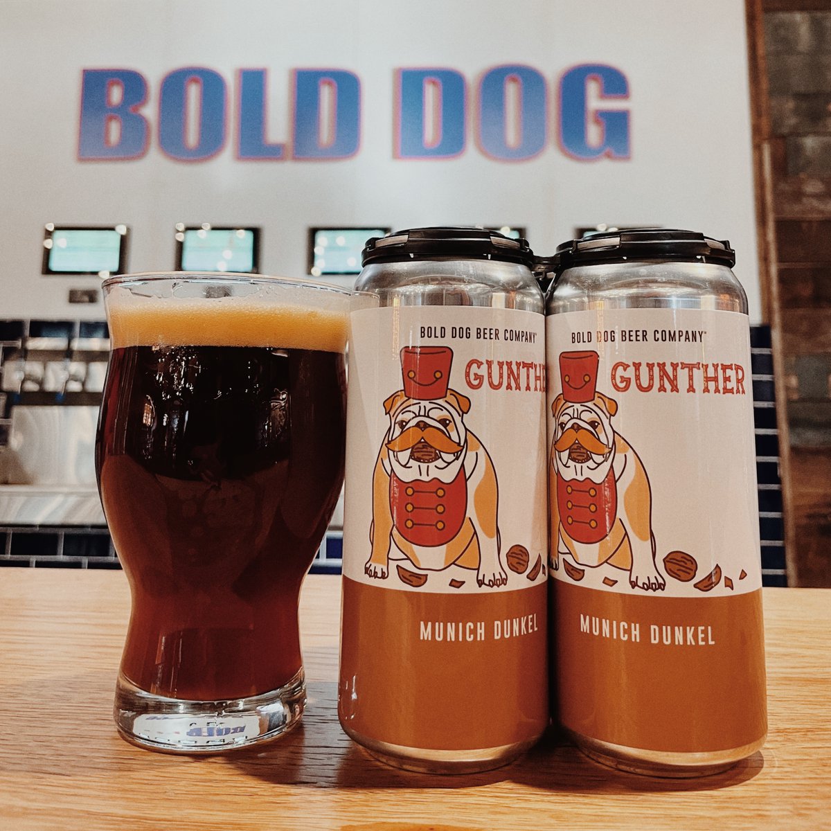 It's Day 22 and we're drinking Gunther Munich Dunkel from @bolddogbeerco! This gorgeous brown brew is rich &amp; malty with toffee notes. Enjoy! 

We're open at 3:00pm today. 
Closed 12/24 &amp; 12/25.