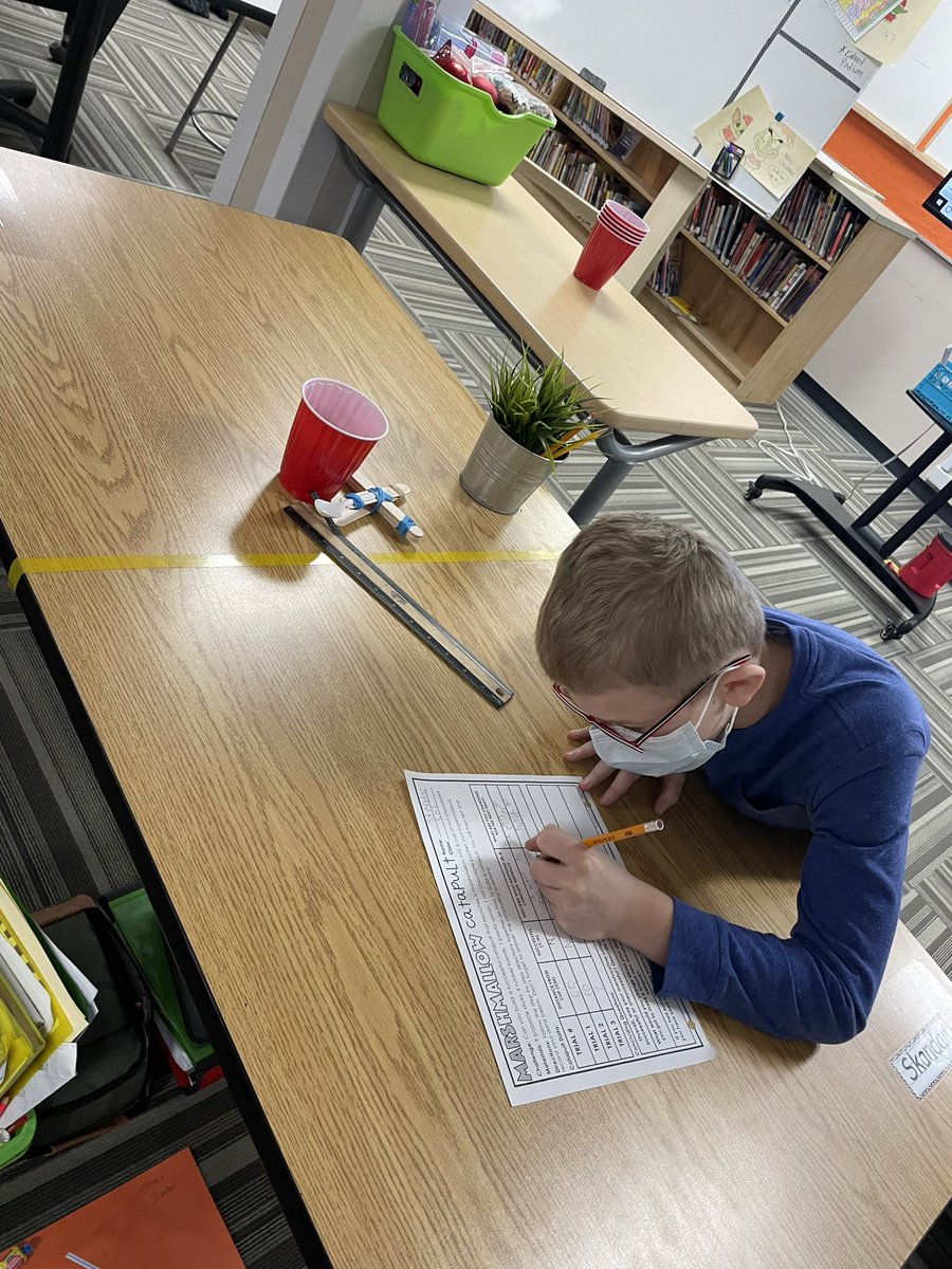 mskcorbin's tweet photo. Using the Design Process to make Marshmallow Catapults! ☕️ #hsdlearns  @GrnValley https://t.co/YKABZm6unW