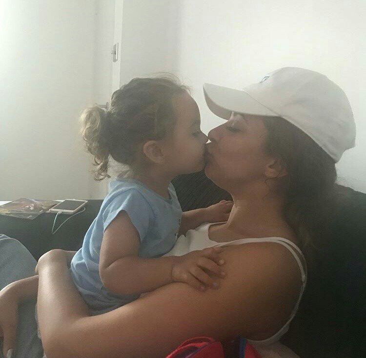 HourlyJade's tweet photo. Ft.Amara https://t.co/RDdx4slEK1
