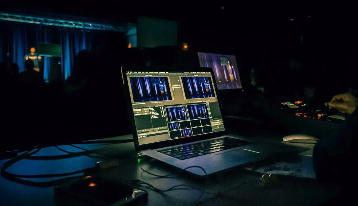 Red5Pro's tweet photo. Europa, que representa el 30% de los clientes de Red5 Pro, está en nuestro radar. @panoramaav #europe #red5pro #livestreaming   https://t.co/WwLE33Z16r https://t.co/6Dj4VTLhuu