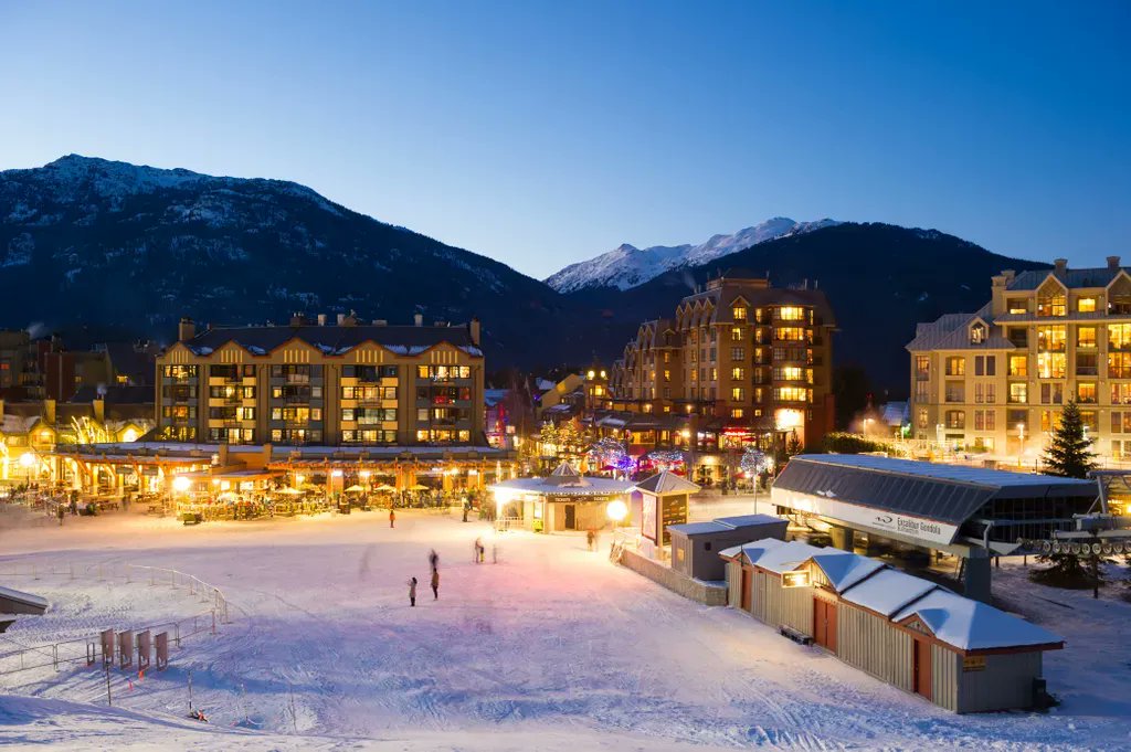 PinnacleWhis's tweet photo. Feeling festive? ✨ Where will you be this weekend?  | #PinnacleHotelWhistler https://t.co/MUjMJsuNHX