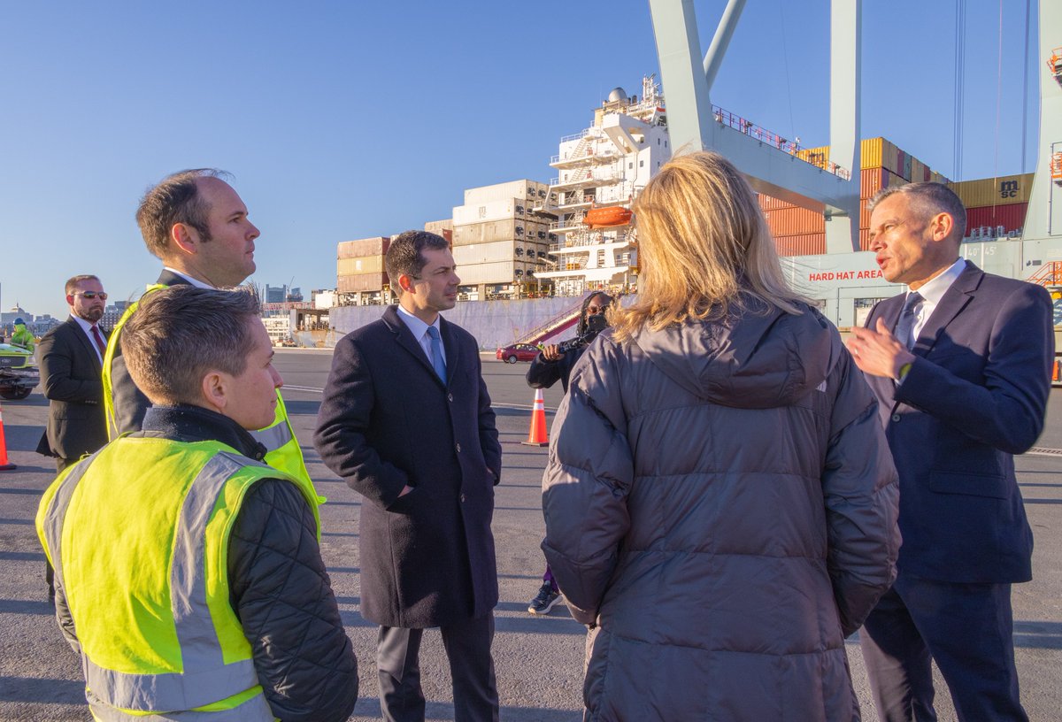PortofBos's tweet photo. During a recent visit to the Port of Boston, Transportation Secretary Buttigieg toured Conley Terminal to see first-hand how regional ports deliver efficient, cost-effective and customer-focused services to importers and exporters. https://t.co/bytBpQpRUV