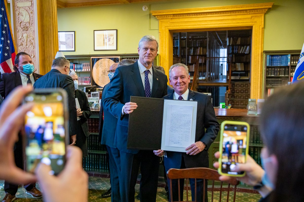 jeffroy's tweet image. Our new genocide education law will give students the opportunity to explore how stereotypes, prejudice, and religious and ethnic hatred can escalate to atrocity. Honored to be part of the team that made it happen. Thanks @MassGovernor for signing it today.