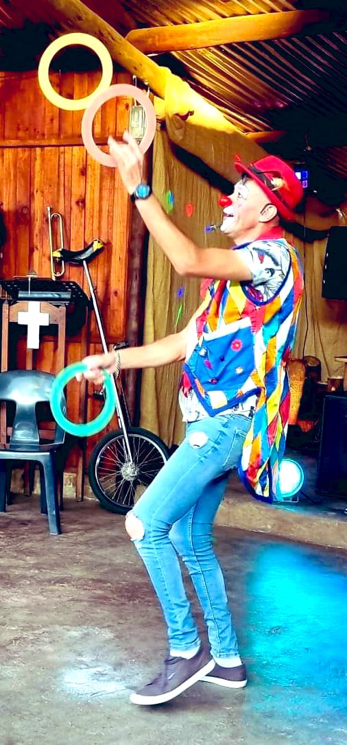 Ollie The Singing Clown Fun