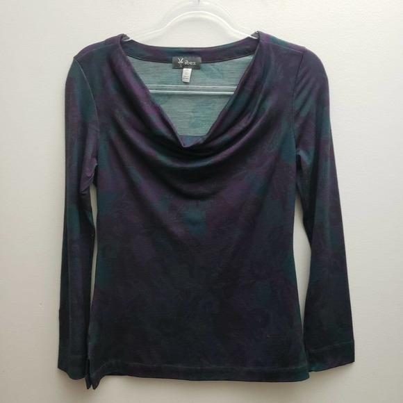 Michell99565481's tweet photo. So good I had to share! Check out all the items I'm loving on @Poshmarkapp #poshmark #fashion #style #shopmycloset #ibex #lazyone #guesslosangeles: https://t.co/A4nt8JLhch https://t.co/aormr4YY7Z