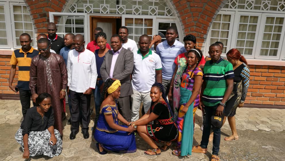 SicNva's tweet photo. 🛑🛑🛑🛑🛑

NOTRE STAFF AU SEIN DE VOTRE CENTRE D'INCUBATION SPÉCIALISÉ D'ENTREPRISES AGRO-SYLVO-PASTORALES EST MIEUX OUTILLÉ A VOUS SATISFAIRE DORÉNAVANT.

@PeaJeunes et #PD_CVA  ANNONCÉS POUR TRÈS BIENTÔT.

 Suivez-nous...👇🏽😊
https://t.co/WpXPCba44w  

@leFIDA @celcomminpmeesa https://t.co/2uAiSIO7Jk