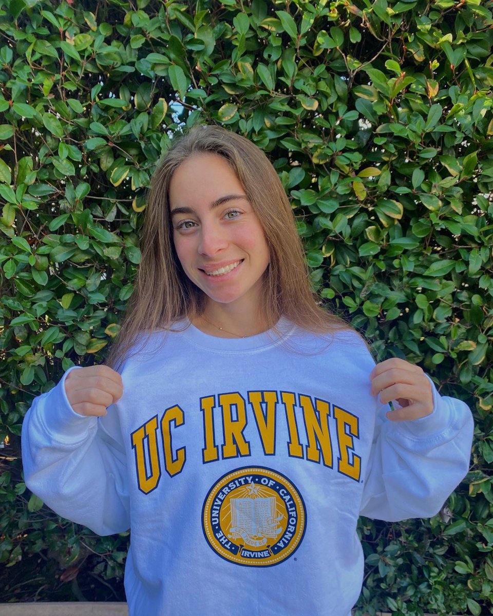 EllaColombini's tweet photo. I am so thrilled to announce my verbal commitment to play D1 soccer at UC Irvine! Thank you so much to everyone who has made this possible. I would not be here without my family, friends, teammates and coaches who have supported me along the way. Go anteaters!! 💛💙🐜 https://t.co/XcZvVpppFq