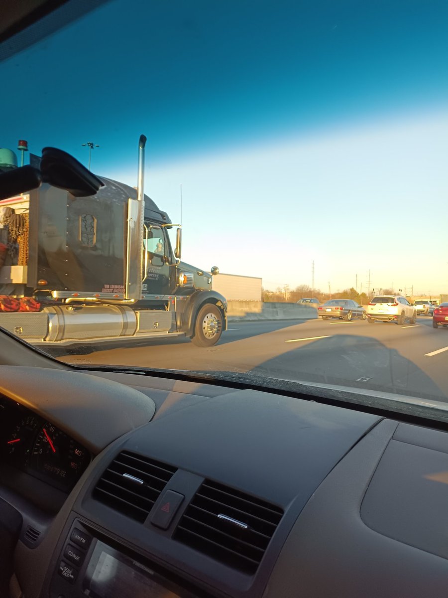 超喜欢美国这霸气的大货。