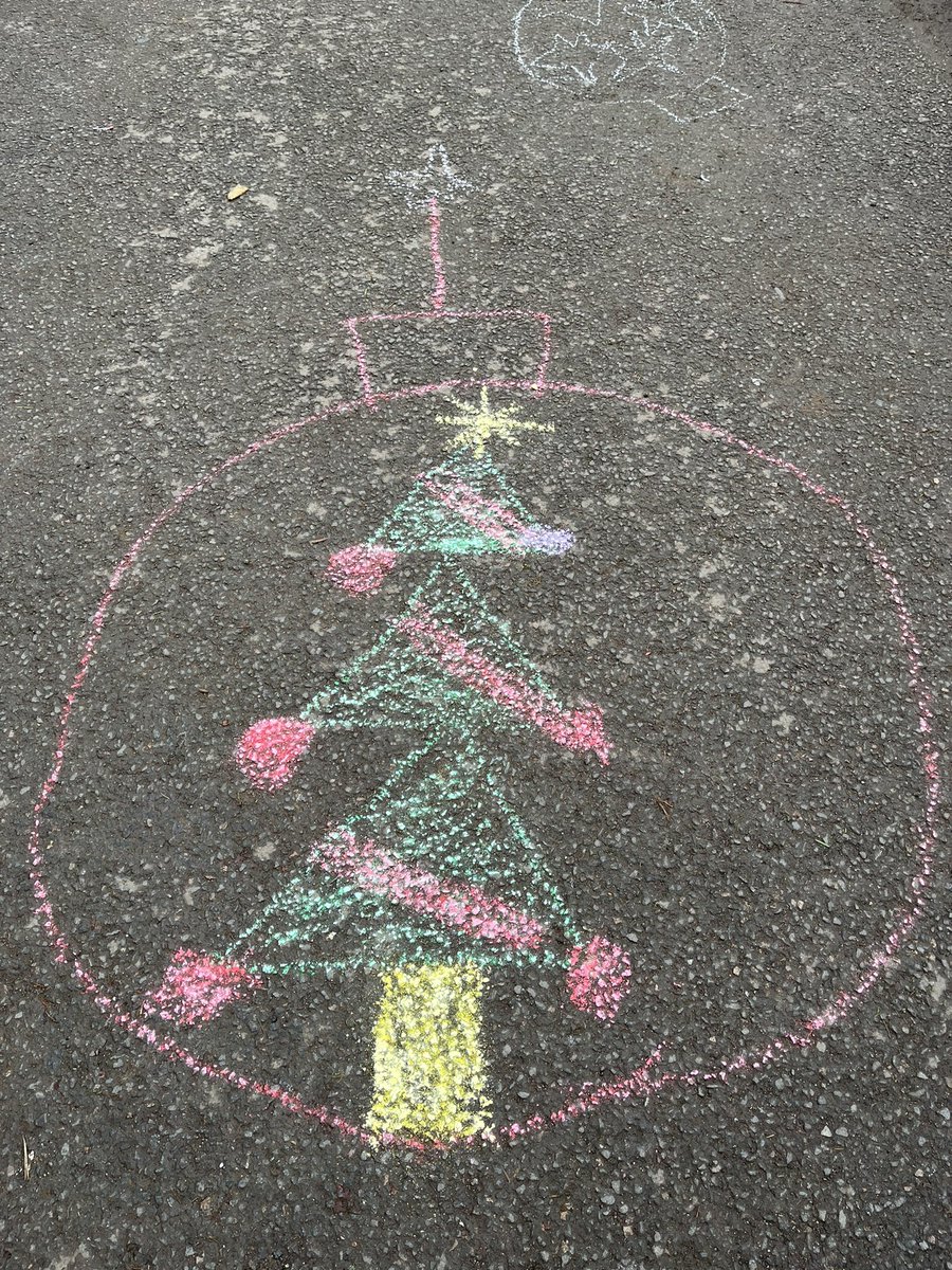 Collydean_PS's tweet photo. The children have been decorating the playground with some lovely festive artwork! 🎄🌟 Merry Christmas! #collydeanps https://t.co/7DBu9HoWdJ
