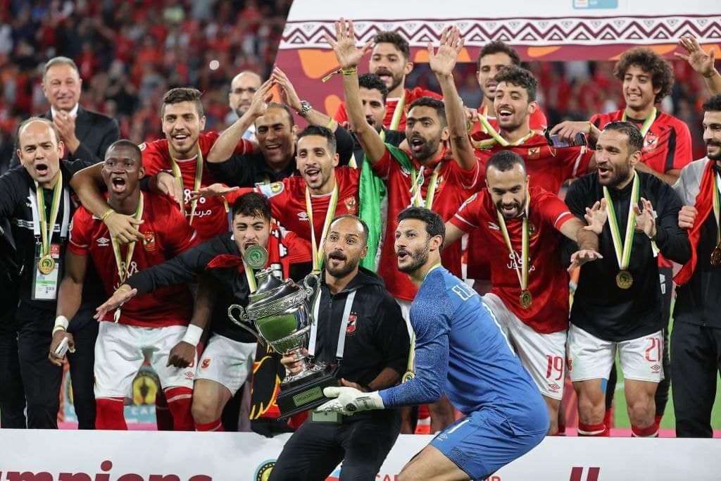 في الدنيا راهن علي الأسد تلقي الرهان كسبان ♥️