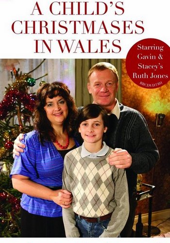 mr_murphy1978's tweet photo. Tonight's film is a screen play I seen a couple of Christmases ago on TV.  It's not easy to come by now (streaming), but if you can find a copy, I highly recommend it.  A Child's Christmases In Wales (2009) #ChristmasMovies https://t.co/Alp9ZDhTZA https://t.co/ep9MTnxv1i