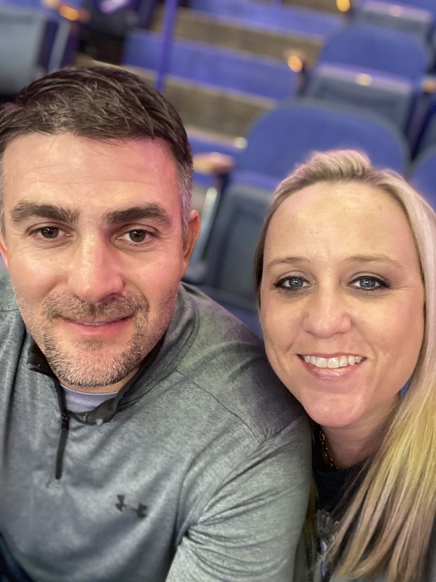 nevillejen's tweet photo. Letโs Go CATS #WeAreUK
#BGProud #weloveWKUtoo https://t.co/PPFQQEca8e