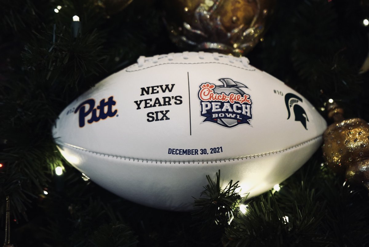 Chick-fil-A Peach Bowl (@cfapeachbowl) on Twitter photo It’s time to unwrap present number 9️⃣! 🎁 🎄
Tonight, we’re giving away this special edition #CFAPeachBowl football - with a couple of surprise signatures on the other side 😉
RT for your chance to win, must be following <a href="/CFAPeachBowl/">Chick-fil-A Peach Bowl</a> 🤞 It’s time to unwrap present number 9️⃣! 🎁 🎄
Tonight, we’re giving away this special edition #CFAPeachBowl football - with a couple of surprise signatures on the other side 😉
RT for your chance to win, must be following <a href="/CFAPeachBowl/">Chick-fil-A Peach Bowl</a> 🤞