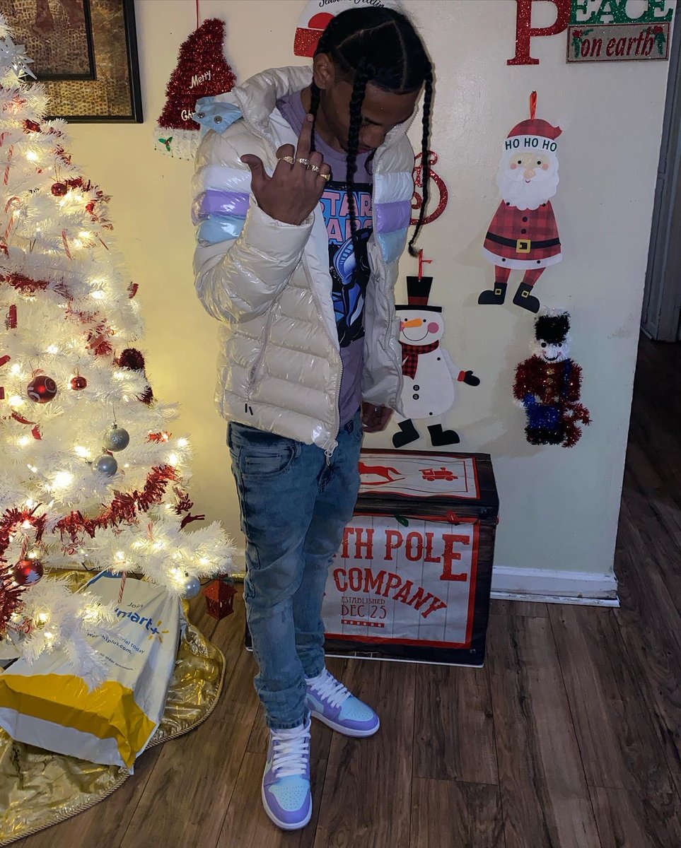 flozkzone's tweet photo. Peep Drip😤🩸 https://t.co/JF9g0fc14r