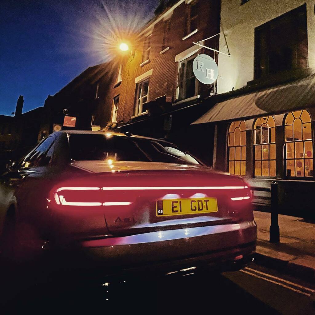 GDLuxuryT's tweet photo. One of our last local bookings, this time back to @rogerhickmansrestaurant for a clients birthday meal. We have been inundated with local booking requests but sadly we just can’t fit them in, we will continue for a few long standing clients but sadly we are so busy we cannot… https://t.co/0p609nmo35