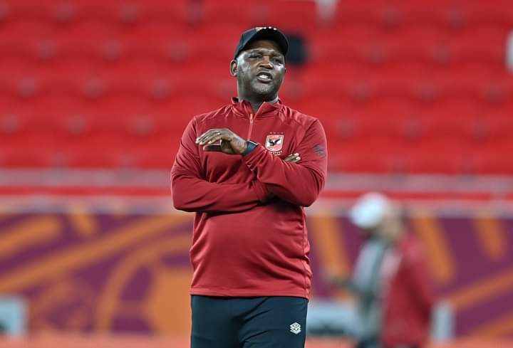 من نوفمبر 2020 الي ديسمبر 2021
اربع نهايات قارية
اربع القاب 🏆🏆🏆🏆
السير بيستو يحكم افريقيا 😎