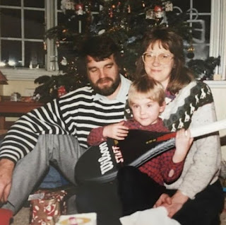 TomFelton's tweet photo. did santa bring anything good 🎅🏻 https://t.co/FXEo4TCYUu