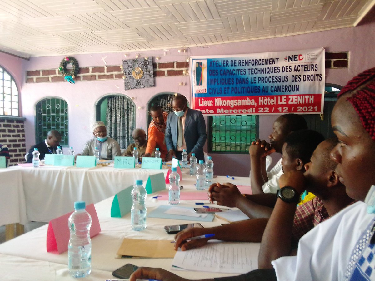 RPanafricain's tweet photo. 🛑🛑🛑🛑🛑 

SOUS INVITATION, NOUS AVONS PRIS PART À L'ATELIER DE RENFORCEMENT DES CAPACITÉS DES ACTEURS MAJEURS DES OSC IMPLIQUÉES DANS LE PROCESSUS DE DROIT CIVIL ET POLITIQUE AU 🇨🇲 CE JOUR À NKONGSAMBA. 

@AlliantF @unicefcameroon @RefugeesCmr #ACAT_🇨🇲 https://t.co/9UGlgERu48