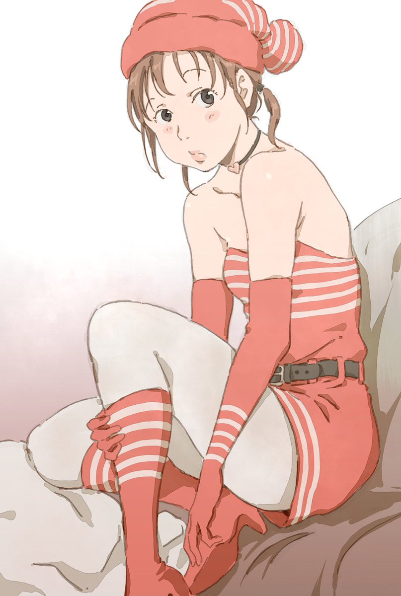 違和感の理由を知ってムッとしてる
ちょっと変わったサンタコスの娘 