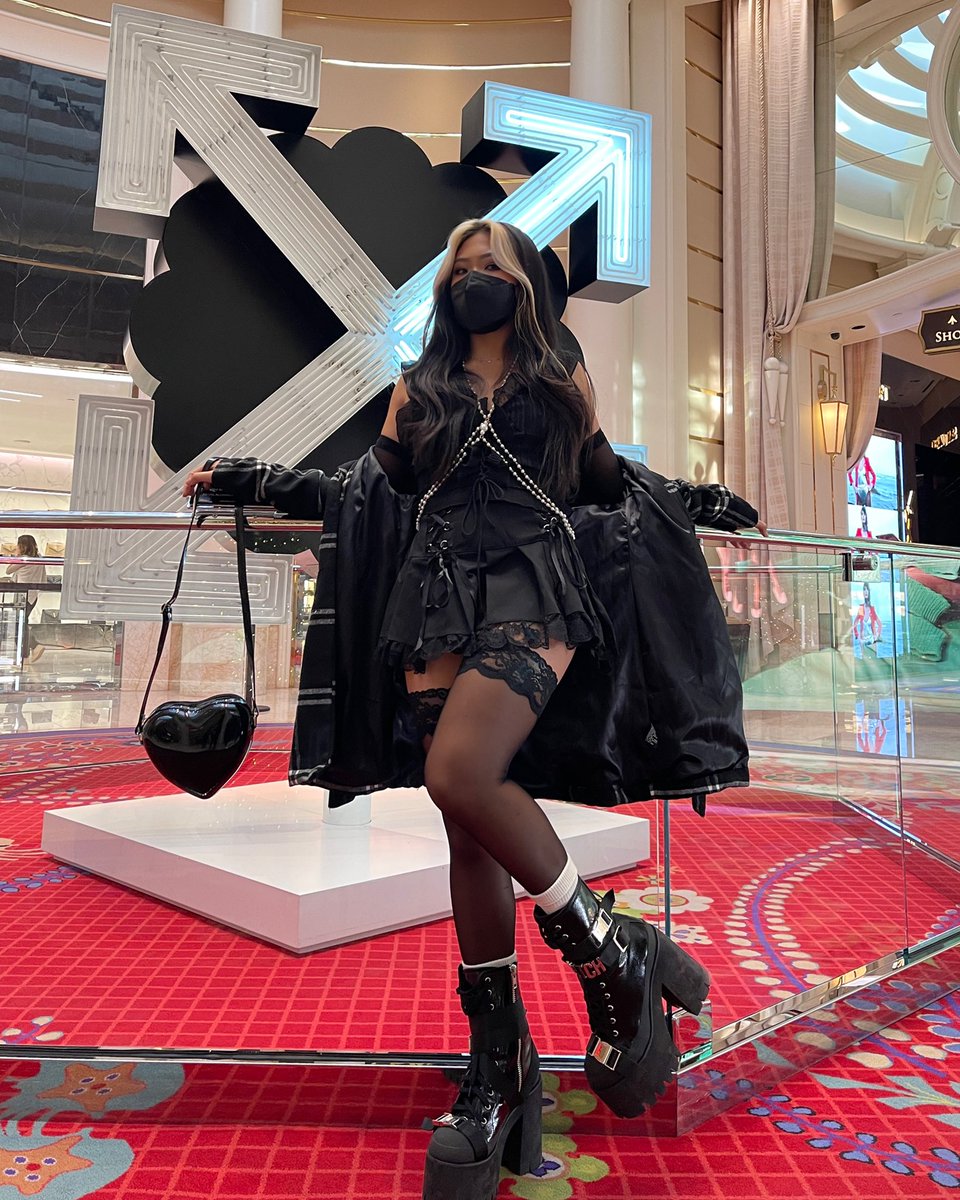 pixelarisa's tweet photo. 🖤 https://t.co/ygUvi9l0Pu
