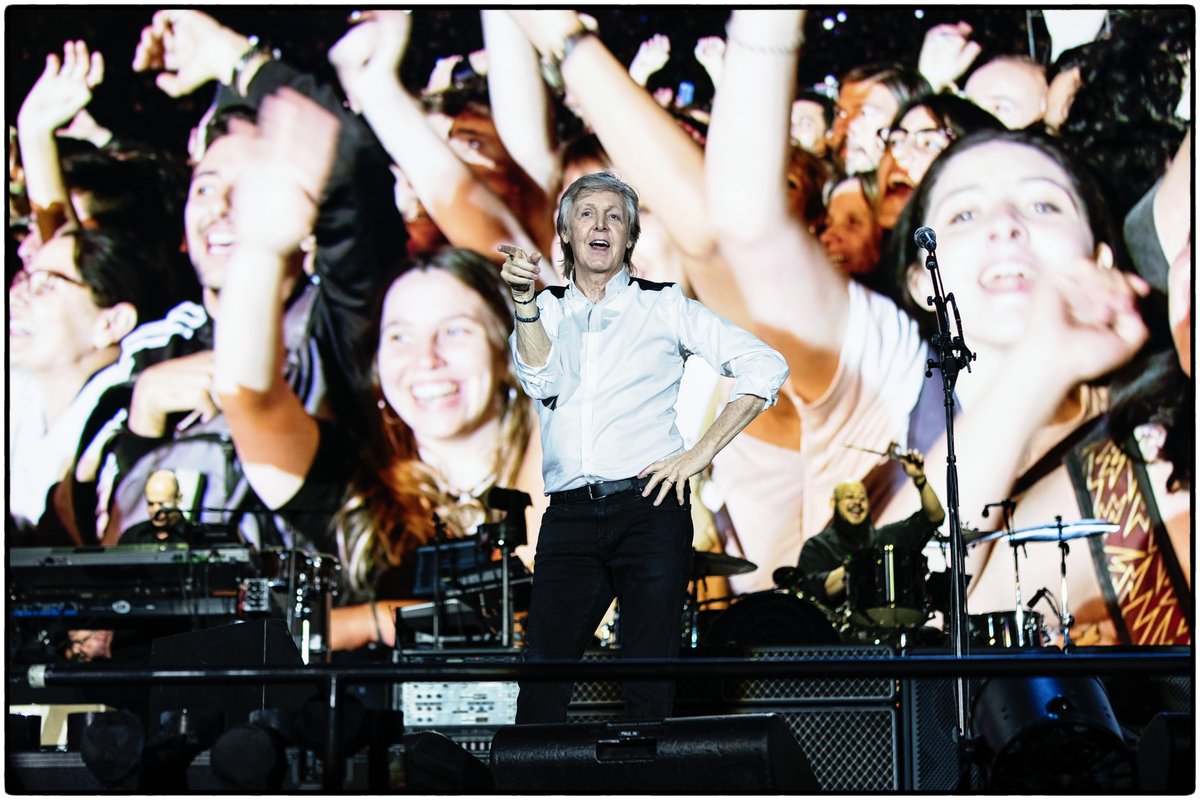 Paul McCartney tweet media