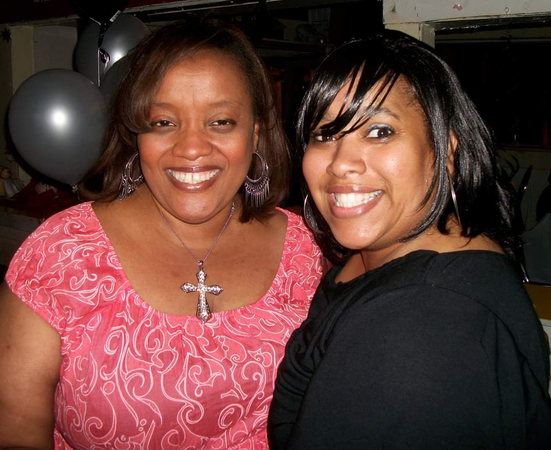 Happy birthday 🎂 cousin Rachel Semien Monroe