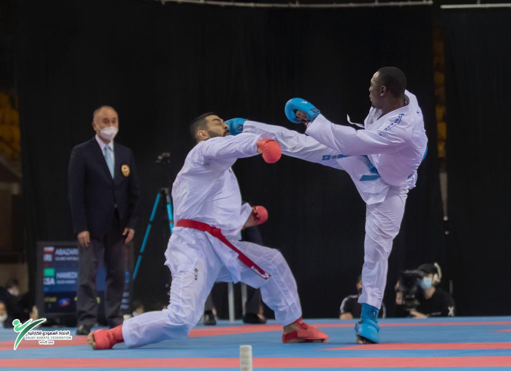 Saudi_GoodNews's tweet photo. #Saudi player @Tareghamedi wins the Asian gold medal in the +84kg after defeating the Iranian player.

#karate 
#Asia https://t.co/x4v2hckM9D