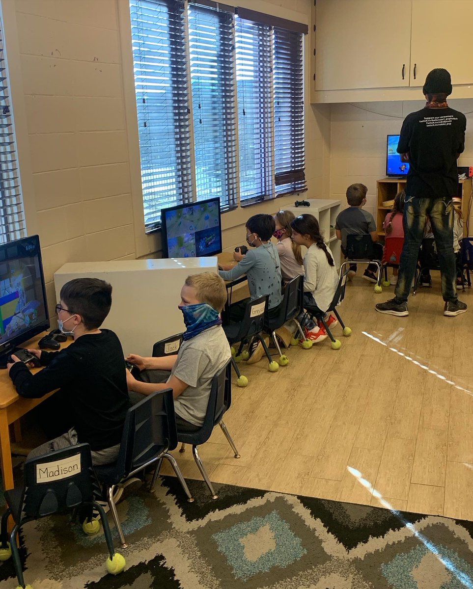 pvphubclt's tweet photo. It was awesome catching up and trash talking with our friends at First Presbyterian Church of Belmont! We’ll catch you guys again in 2022. 🎮
#daycare #afterschoolprogram #kidgamer #smashbrosultimate #boomerangfun #mariokart8deluxe #psvr #fruitninjavr https://t.co/wTNxJxFWrq