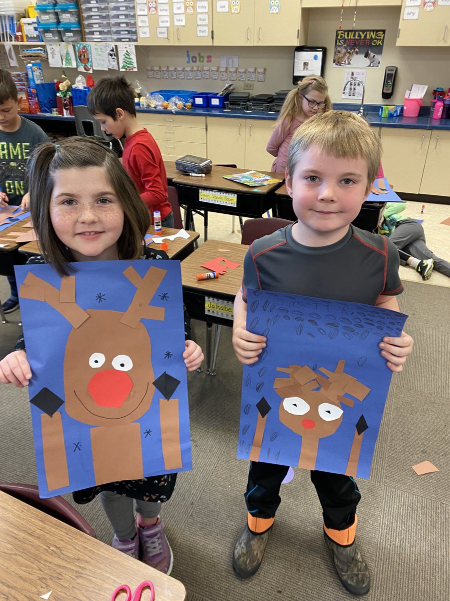 MissSears112's tweet photo. Christmas crafting! https://t.co/cb94ToKXJt