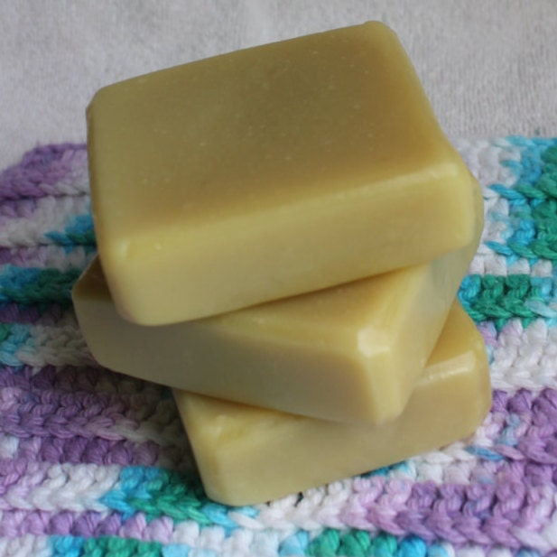libertysoap's tweet photo. Spearmint Soap, Large Bar, Handmade, Minty, Large Bar Summer Scent, All Natural, Vegan, Cold Processed, Hand Crafted Bath Spa Gift Food Herb https://t.co/3N7Y4TLcMf #coldprocesssoap #LibertyBathAndBody ##WashYourHands #skincare #Mensgrooming #LargeBar https://t.co/egIrF6TP3Z