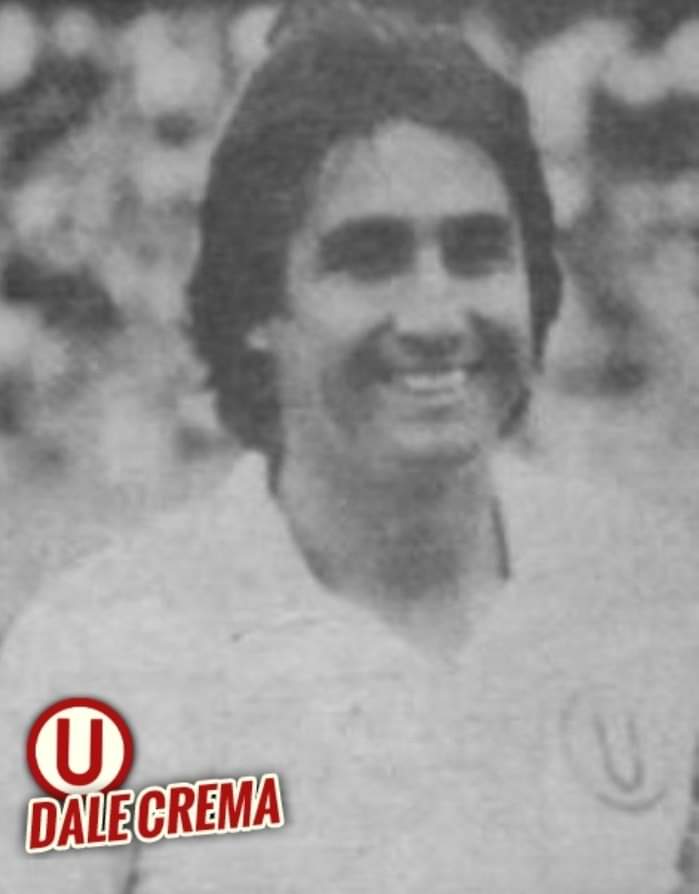 #UnDíaComoHoy en 1984. Por el Campeonato Descentralizado, en el Estadio Nacional, el Club <a href="/Universitario/">Universitario</a> de Deportes derrota 3 a 1 a Atlético Torino de Talara. Los goles de la U fueron de Percy Rojas (2) y Javier Torres.

#LaHistoriaDeLaU