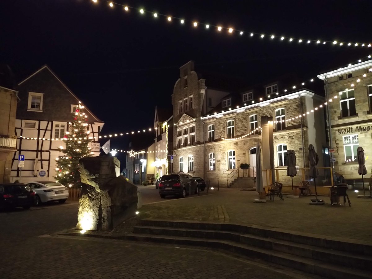 drjwdietrich's tweet photo. Season's greetings, Happy Christmas and great holidays from the beautiful old city of #Blankenstein. https://t.co/qZYprBzmKx