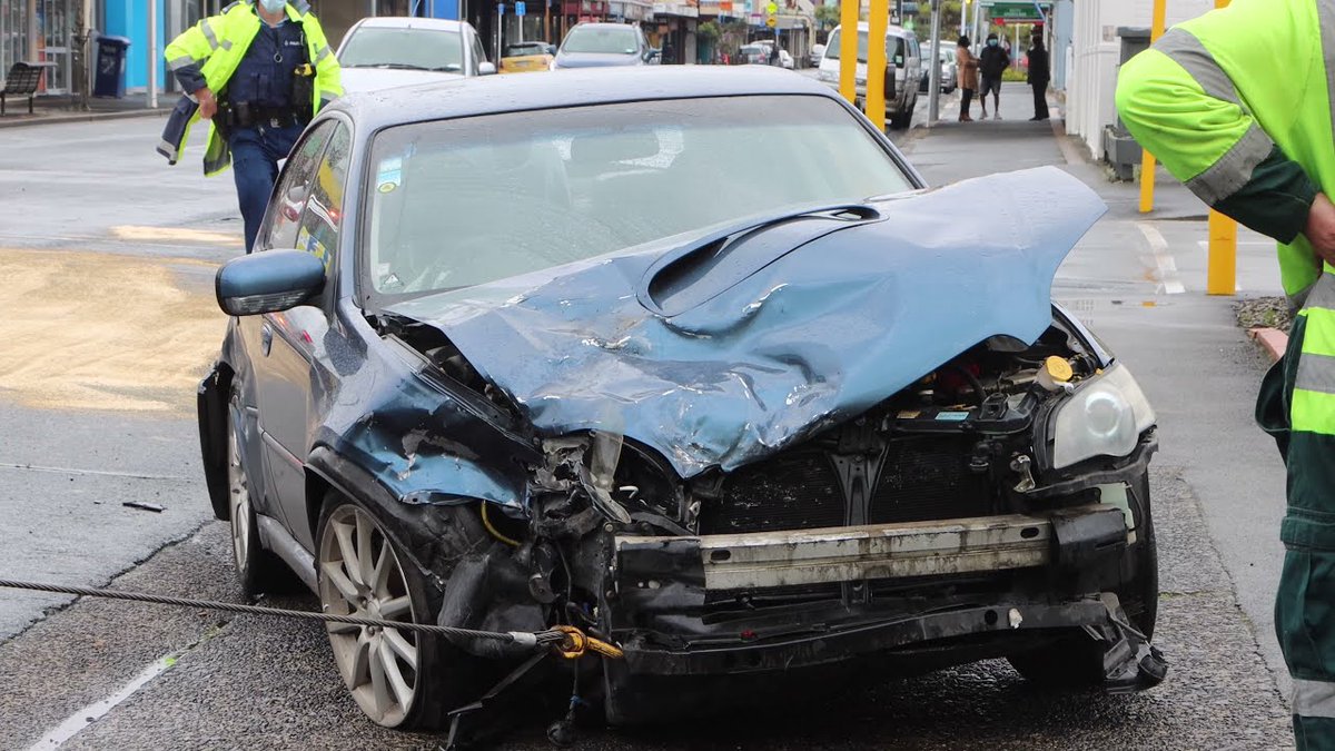 van_antics's tweet image. car vs car King Edward Street macandrew road Dunedin 2021
youtu.be/hsvN2lefwjM