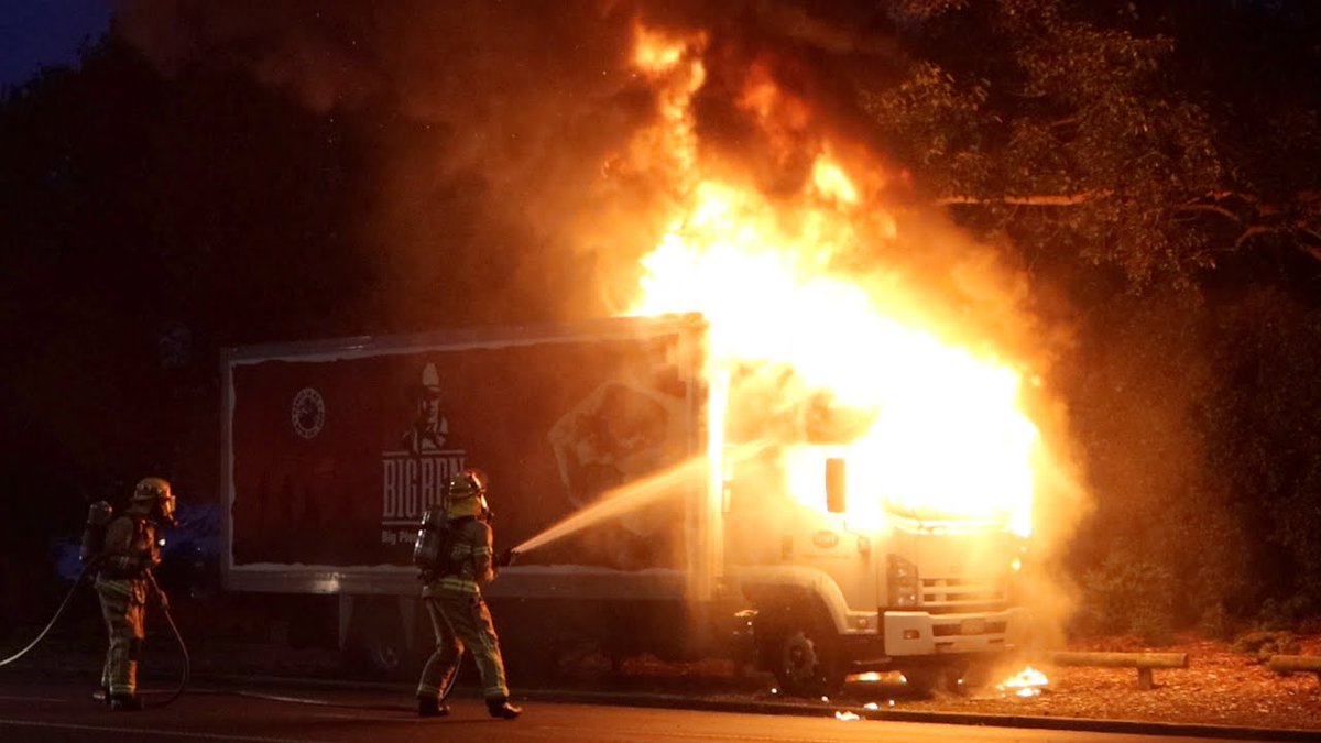 van_antics's tweet image. stolen truck  found on fire Eglinton Road 2021 Dunedin
Video youtu.be/z5WHOHzar3Q