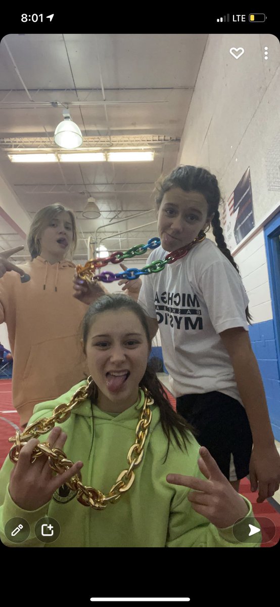 Emily Zelinko (@ezelinko) on Twitter photo Thanks coach Dave for the shooting workout today!! Getting 200+ shots up was great. And we loved the bling…<a href="/CallDaveSmithSF/">Dave Smith</a> Thanks coach Dave for the shooting workout today!! Getting 200+ shots up was great. And we loved the bling…<a href="/CallDaveSmithSF/">Dave Smith</a>