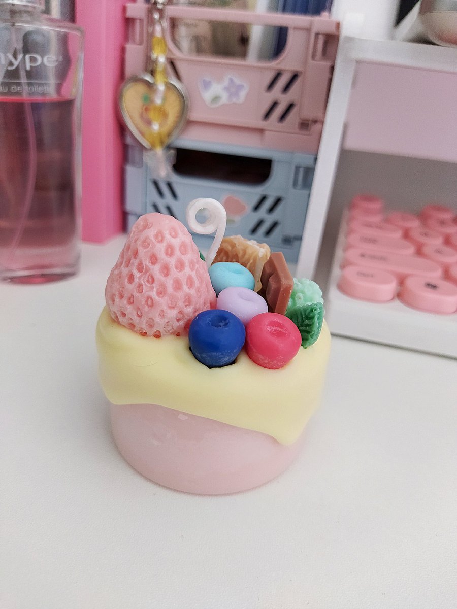 morning mail 💌 ! 

thank you so much <a href="/havencandlesph/">HAVEN</a> for this super pretty cake candle 😍 super nice din ng smell ! i believe mint choco the best ❤ can't wait for the next batch 😊 #havenfeedbacks