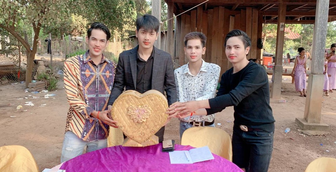 ចង់មើល Video ពួកញុំអត់ ?
Comment មកចាំផុសអោយមើល🥴