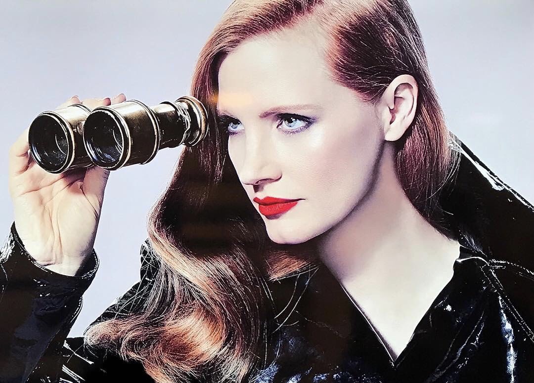 It’s beginning to look a lot like Christmas….indeed, so it is😏🎄I hope one and all are slowing to savour these last hours approaching the 25th. May your days be merry and bright with soul deep joy🎄😘
This #WildlyWonderedWednesday is brought to you by #YourDailyBitOfGinger