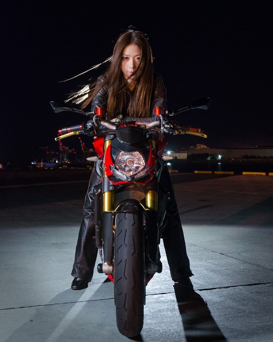 ducati_japan's tweet photo. 【#2021年を振り返る】みなさんが初めてドゥカティを所有したときのエピソードを紹介する #MyFirstDucati 。今年はドゥカティ正規ディーラーネットワーク店で活躍するスタッフの #MyFirstDucati をご紹介しました。
来年も #MyFirstDucati をご紹介していければと思います。#ドゥカティいいじゃん https://t.co/mQbr3XTbXT