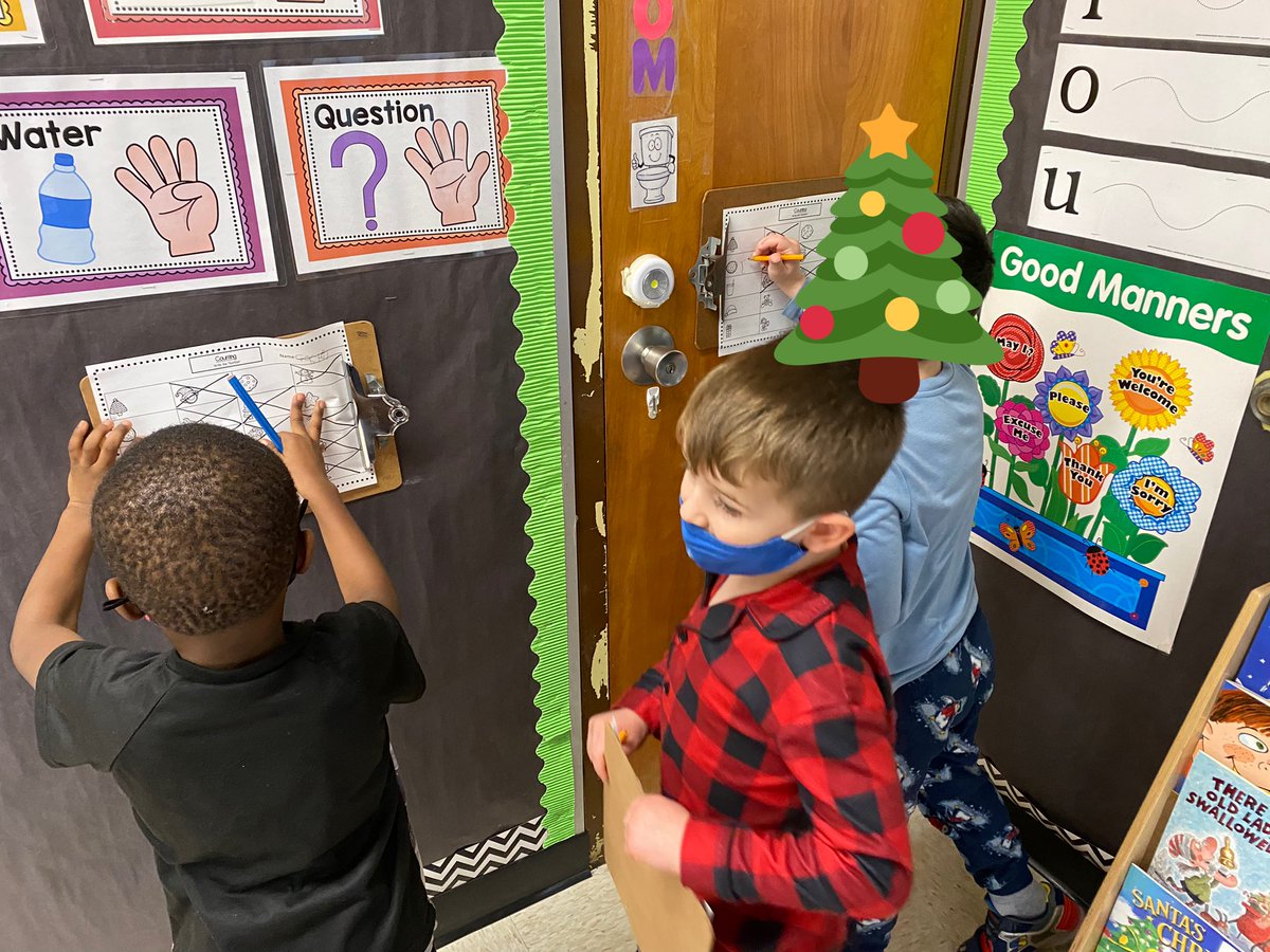 CarlaMFletcher's tweet photo. It was another great day…today we got cozy in our pajamas and watched “The Polar Express” and then did a holiday themed “count the room.” ❤️💚🎅🏻🎄🎁🚂 @HTSD_Robinson @WeAreHTSD https://t.co/ysjTec2Nn3