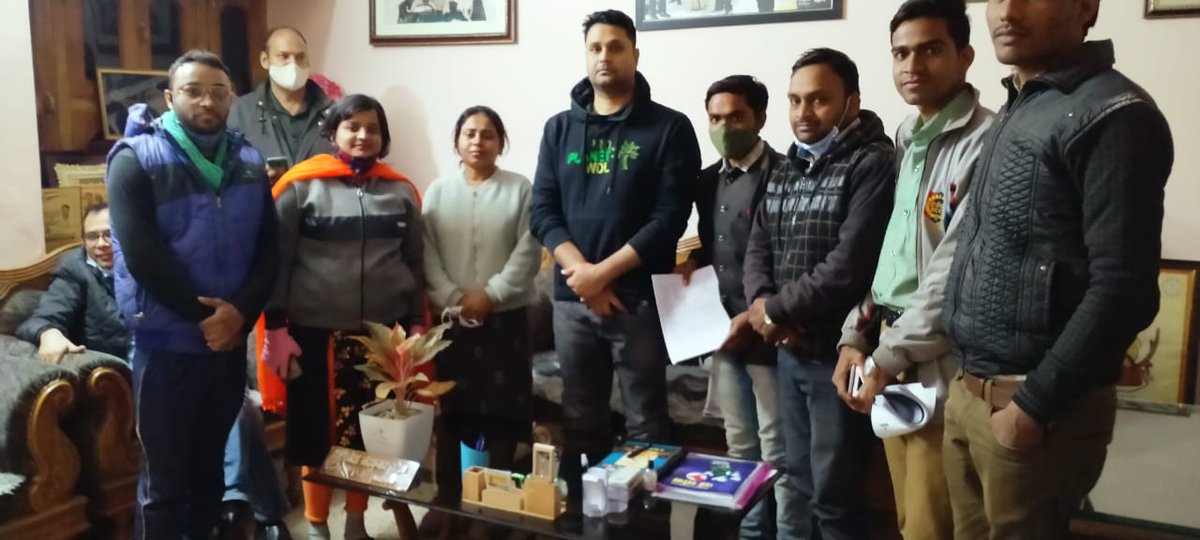 बहुत-बहुत धन्यवाद माननीय उच्च शिक्षा मंत्री श्री <a href="/umeshpatelcgpyc/">Umesh Nandkumar Patel</a>  जी 

आपने आवश्वासन दिया की नये नियुक्ति और स्थानांतरण से #अतिथि_व्याख्याता सुरक्षित रहेंगे किसी को भी प्रभावित नहीं किया जायेगा।
