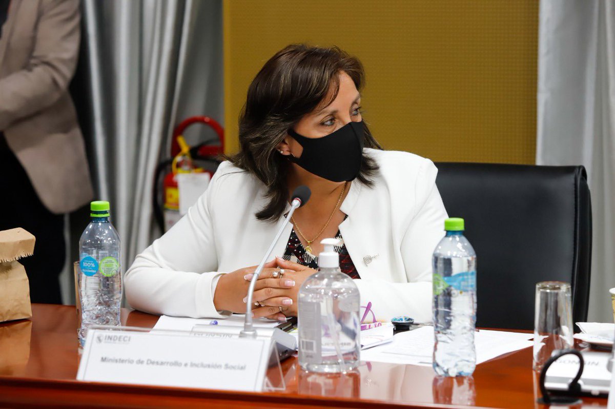 MidisPeru's tweet photo. #AHORA | La ministra @DinaErcilia participa en la sesión del Consejo Nacional de Gestión del Riesgo de Desastres liderada por la presidenta de @pcmperu.
#CONAGERD https://t.co/HLyECmmIwP